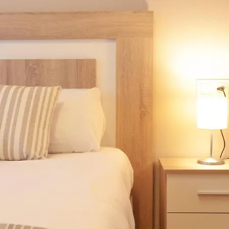 Avg Fernando Vela 11 Apartment