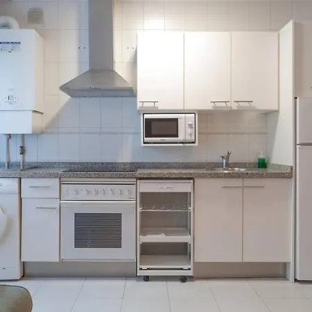 Avg Fernando Vela 11 Apartment Oviédo