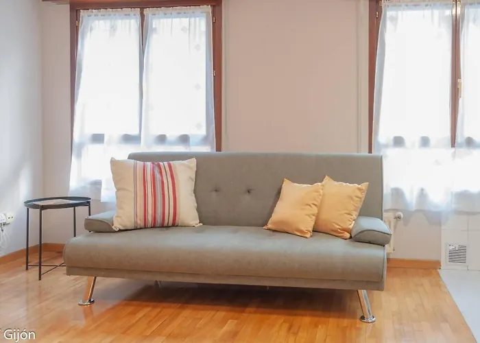 Avg Fernando Vela 11 Apartamento *